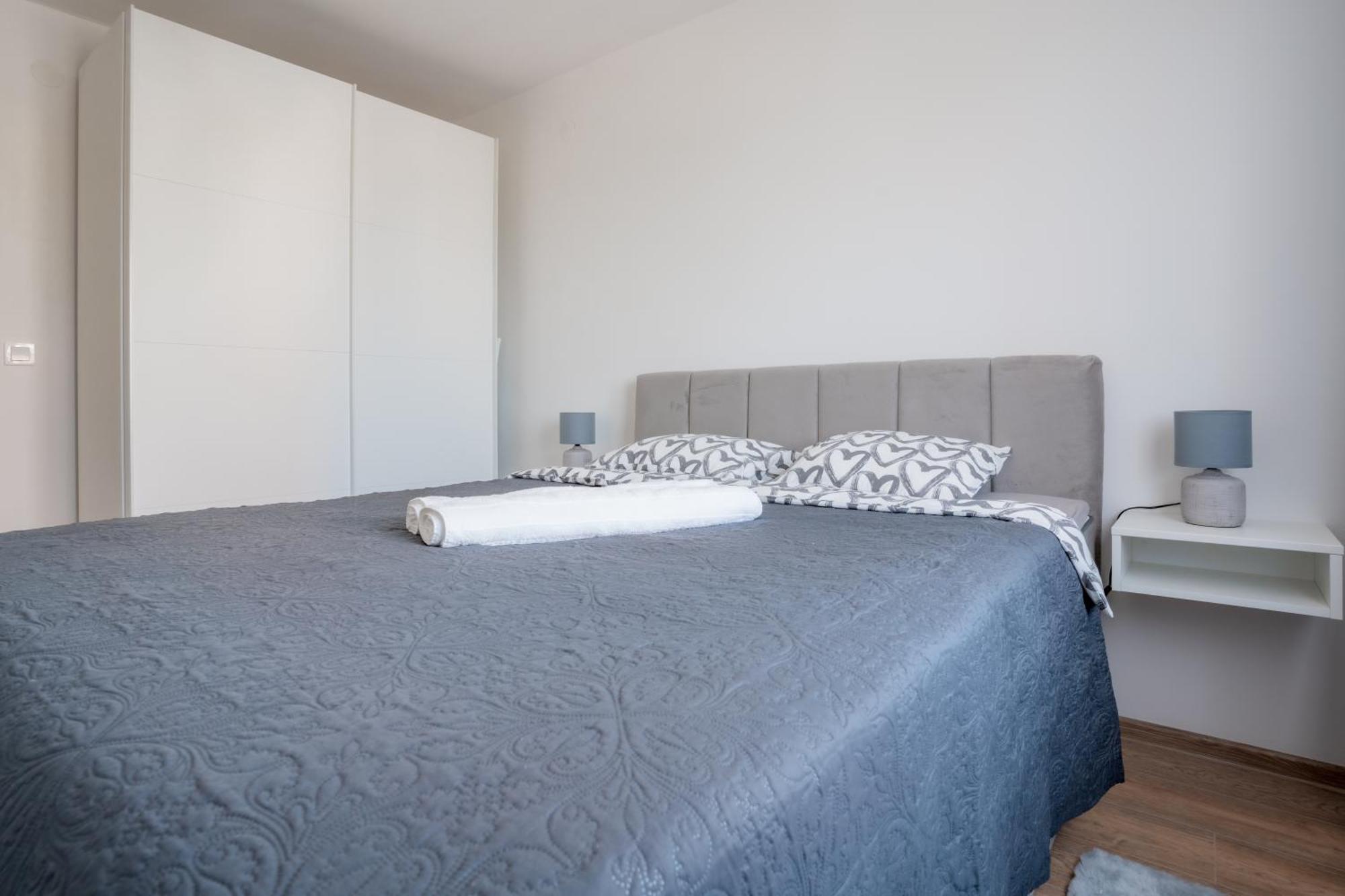 Apartman Sanda Vukovar Buitenkant foto