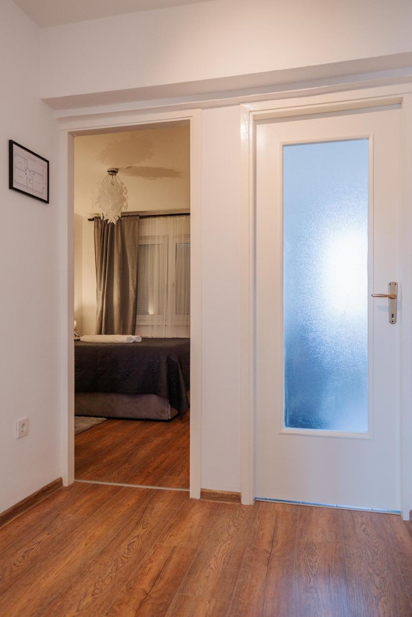 Apartman Sanda Vukovar Buitenkant foto