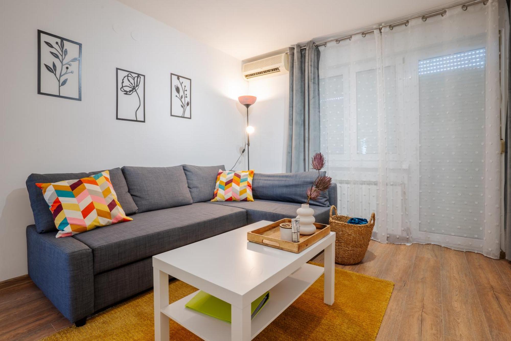 Apartman Sanda Vukovar Buitenkant foto